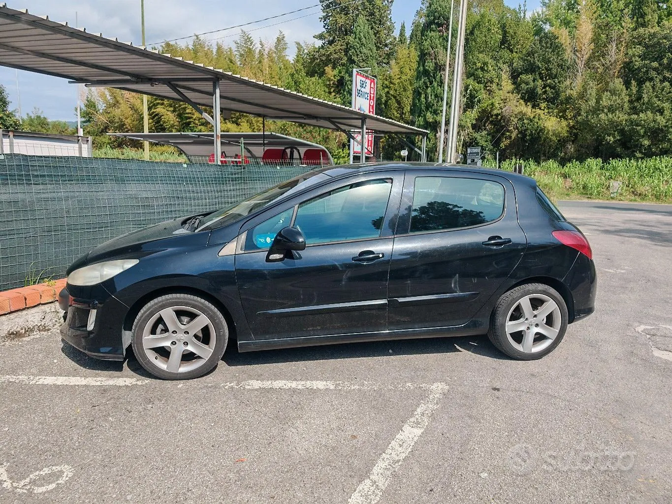 Peugeot 308 2010 photo 2