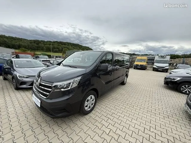 Renault Trafic 2022 photo 3