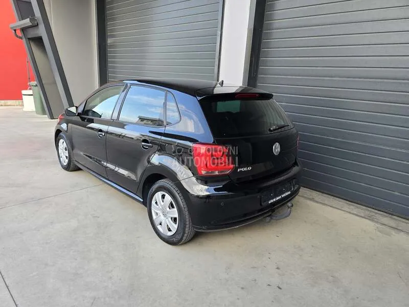 Volkswagen Polo 2011 photo 3