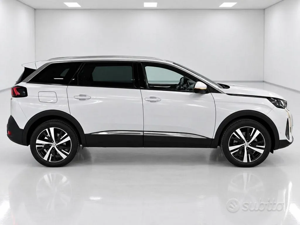 Peugeot 5008 2021 photo 4