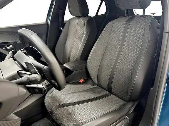 Peugeot 2008 2025 photo 5