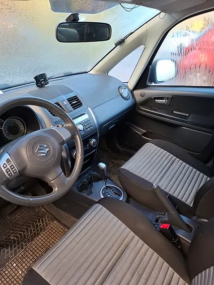 Suzuki Sx4 2010 photo 2