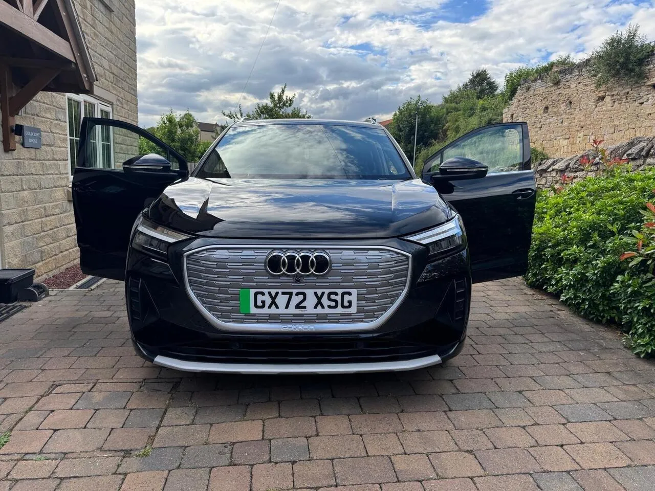 Audi Q4 E-Tron 2022 photo 3