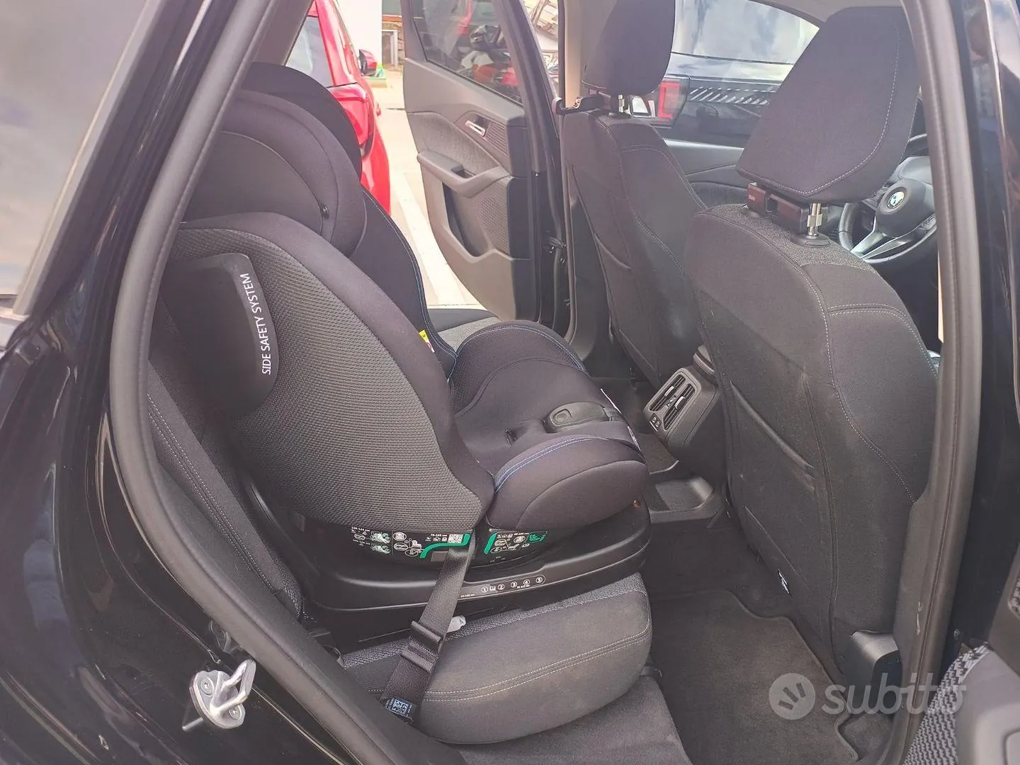 BMW 218D Active Tourer 2023 photo 5