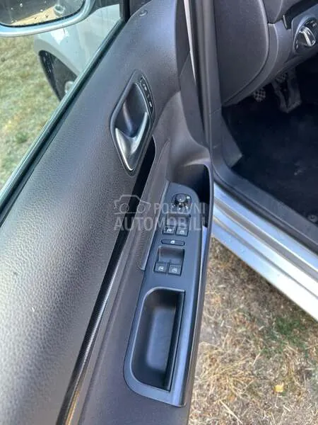 Volkswagen Golf 6 2012 photo 3