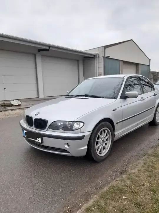 BMW 3 Series 2001 photo 2