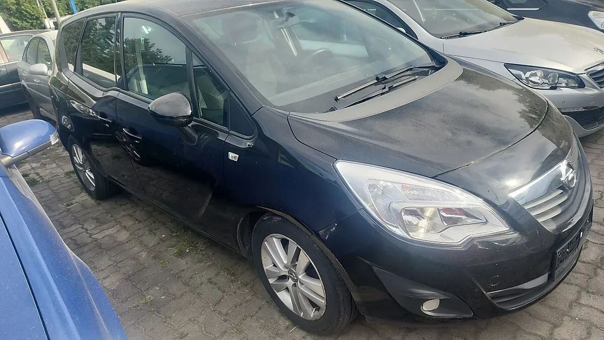 Opel Meriva 2011 photo 2