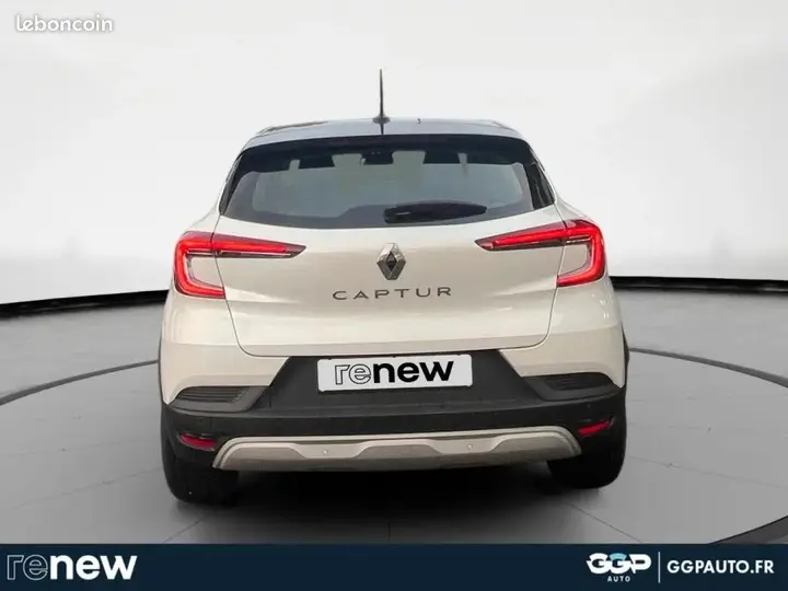 Renault Captur 2022 photo 4