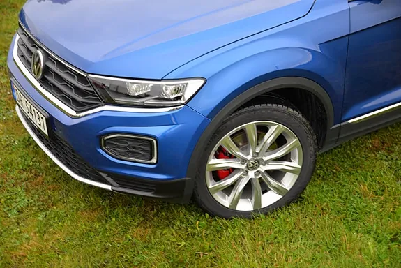 Volkswagen T-Roc 2018 photo 2
