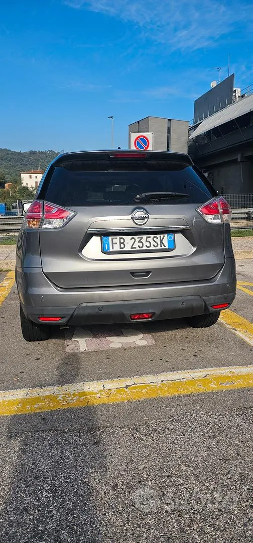 Nissan X-Trail 2015 photo 2