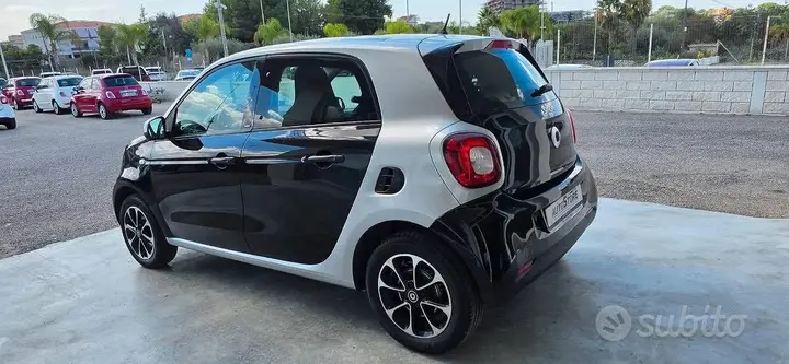 Smart Forfour 2016 photo 4