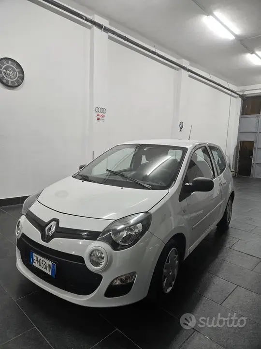 Renault Twingo 2013 photo 2