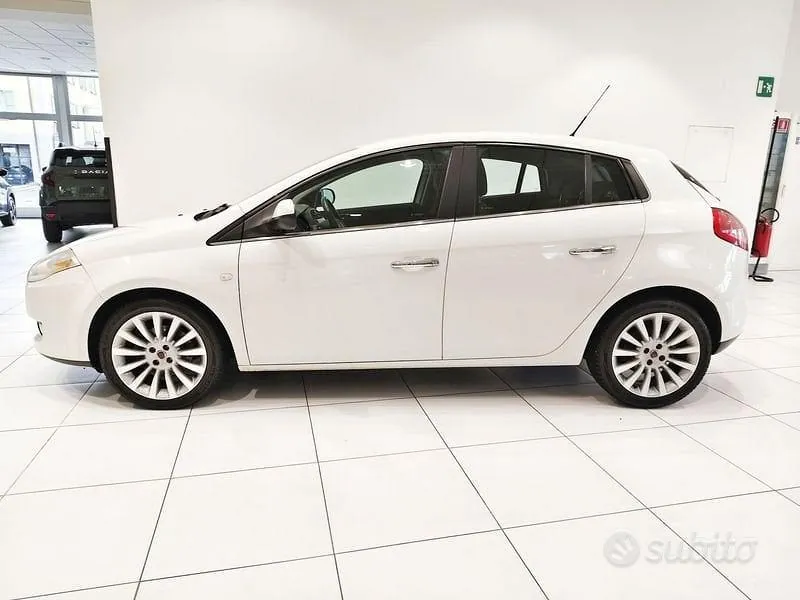 Fiat Bravo 2009 photo 2