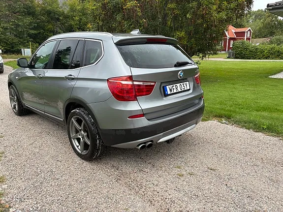 BMW X3 2011 photo 4