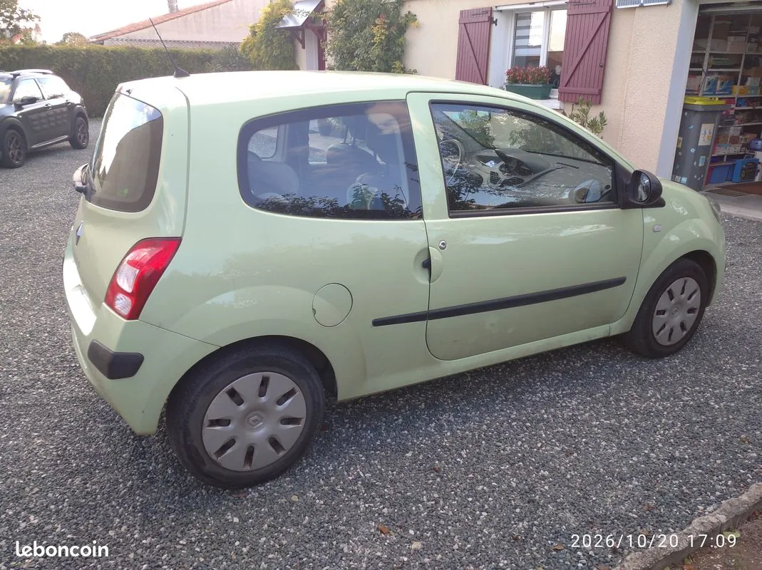 Renault Twingo 2009 photo 2