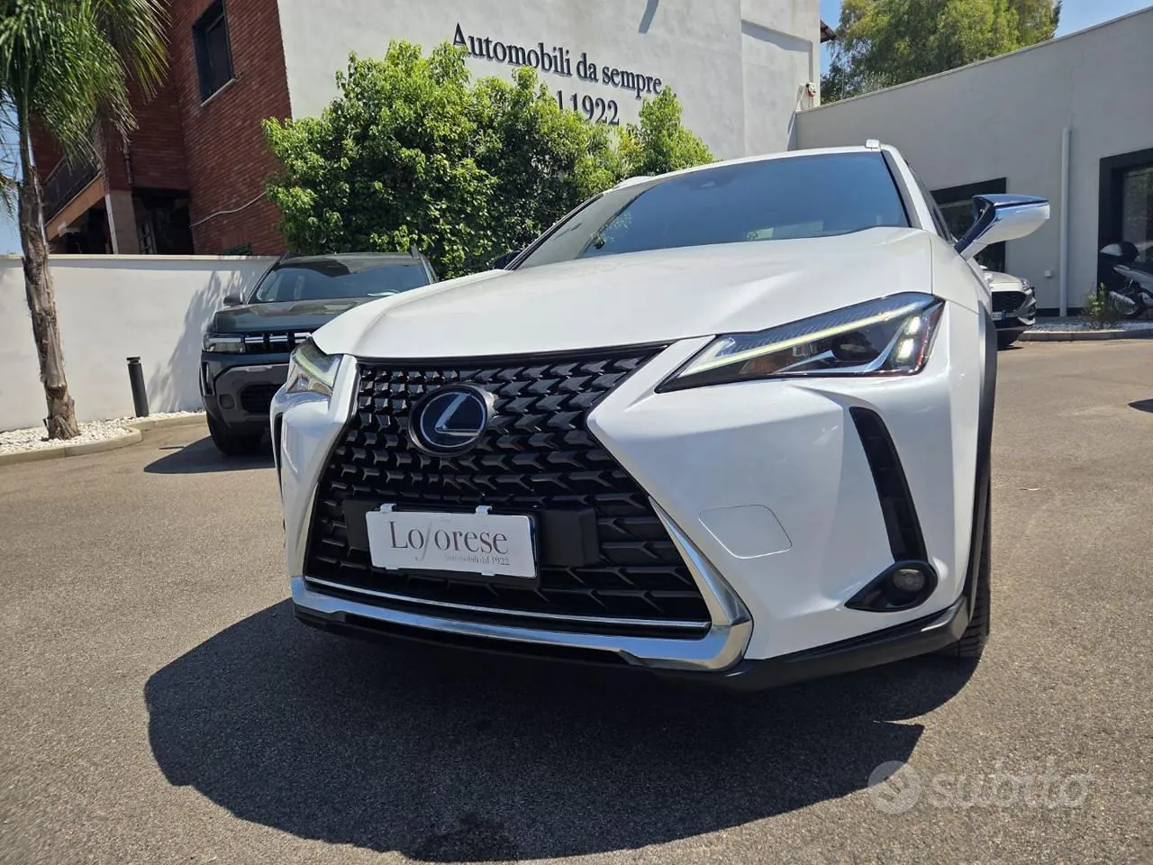 Lexus Ux 2020 photo 2