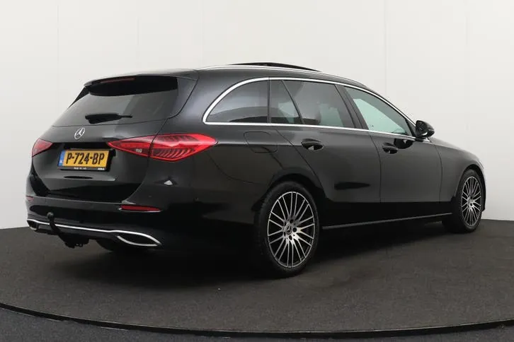 Mercedes-Benz C-Class 2022 photo 2