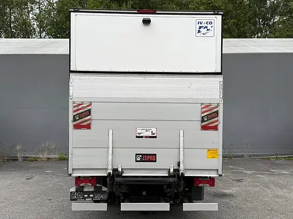 Iveco Daily 2021 photo 5