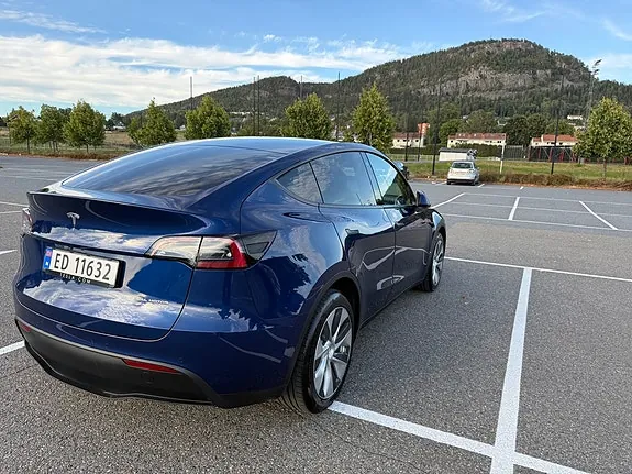 Tesla Model Y 2021 photo 4