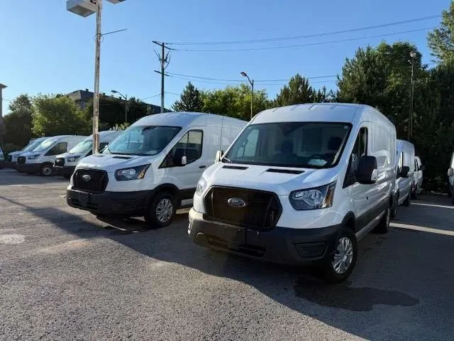 Ford Transit 2023 photo 5