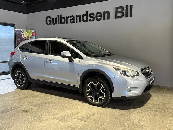 Subaru Xv 2014 photo 3