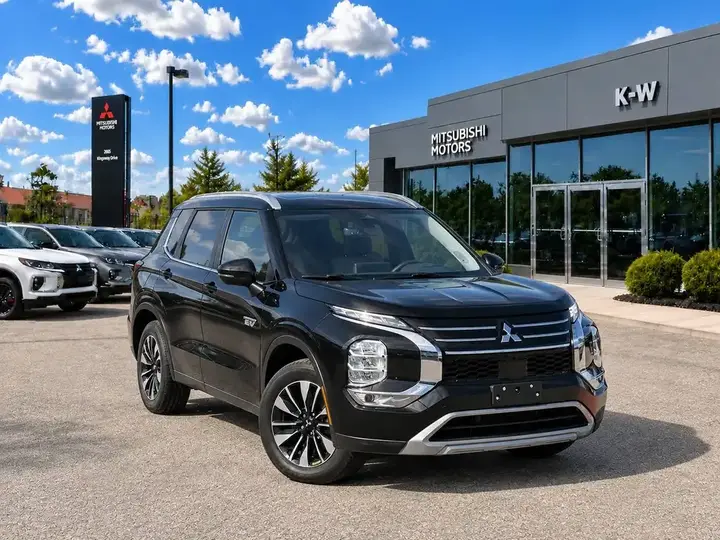 Mitsubishi Outlander 2026 photo 2