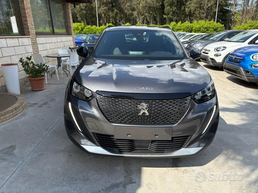 Peugeot 2008 2023 photo 3