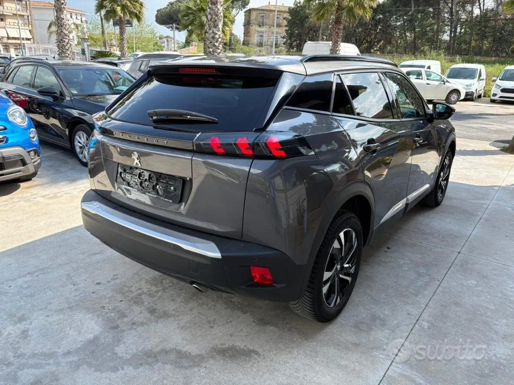 Peugeot 2008 2023 photo 5