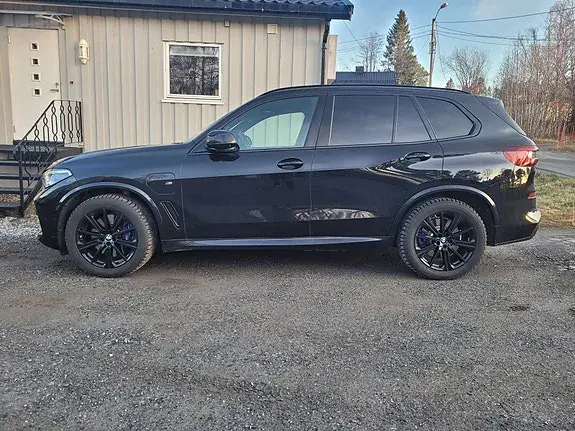 BMW X5 2021 photo 2
