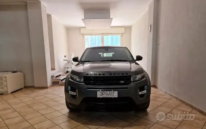 Land Rover Range Rover Evoque 2015 photo 2