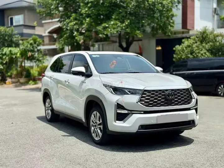 Toyota Innova Cross 2026 photo 3