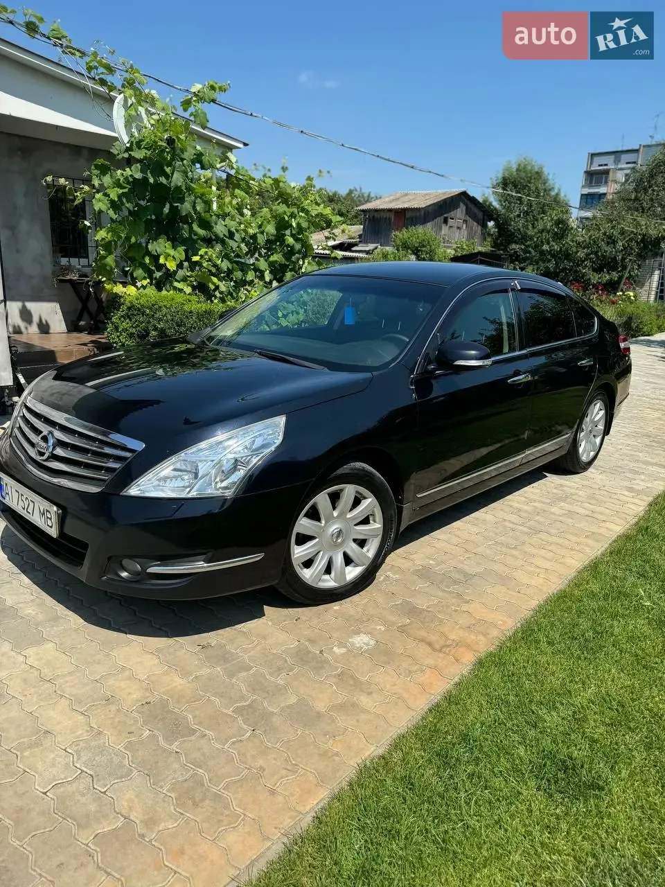 Nissan Teana 2010 photo 2