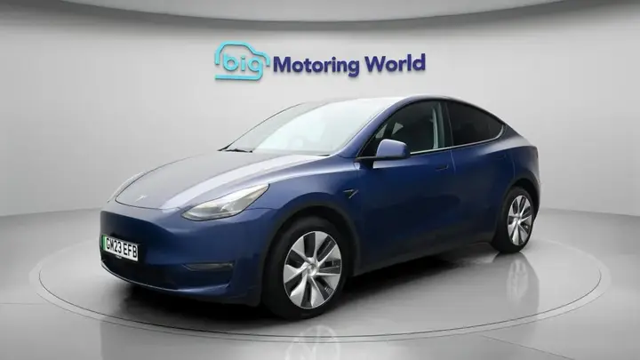 Tesla Model Y 2023 photo 4