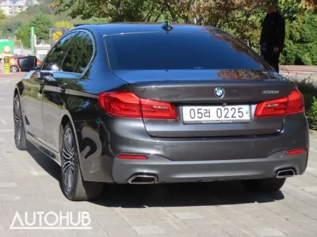 BMW 530I 2019 photo 4