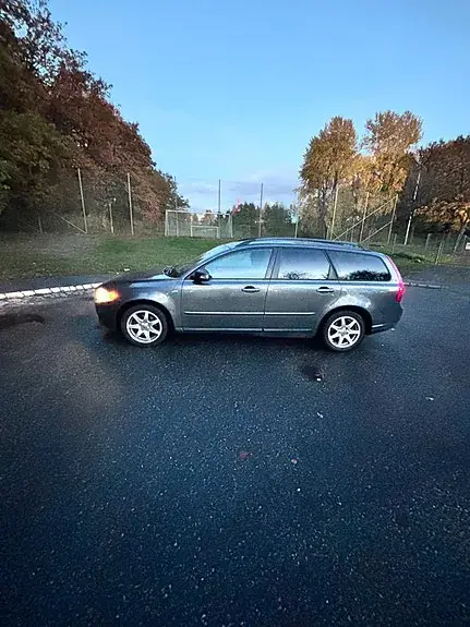 Volvo V50