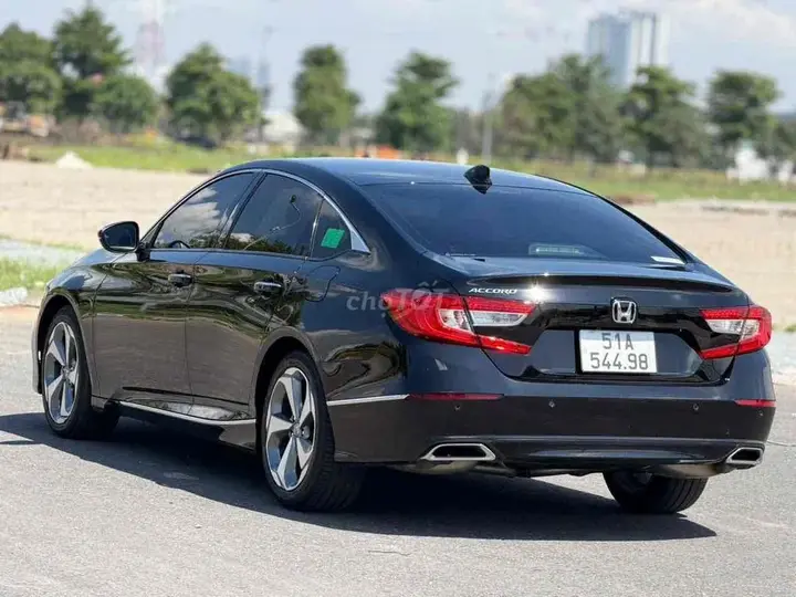 Honda Accord 2022 photo 2