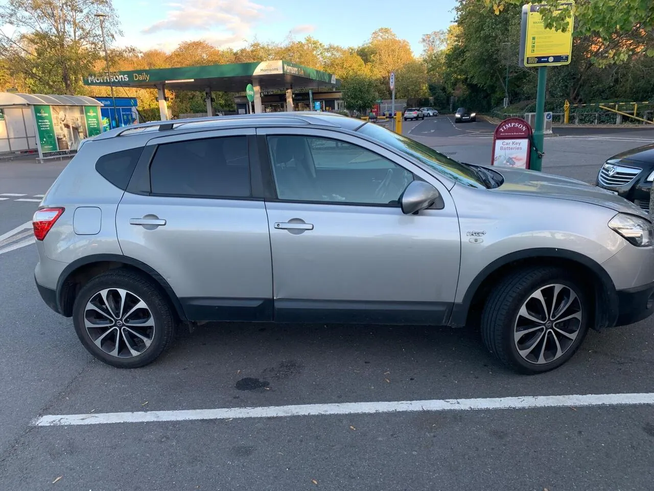 Nissan Qashqai 2012 photo 2