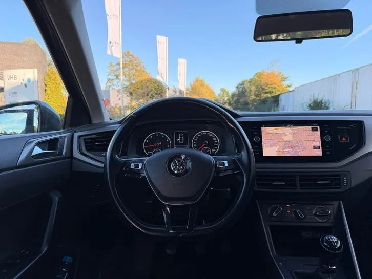 Volkswagen Polo 2018 photo 3