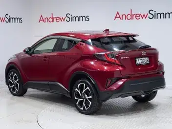 Toyota C-Hr 2018 photo 3