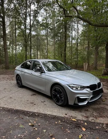 BMW 318I