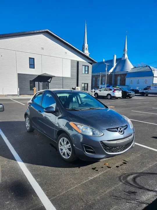 Mazda 2
