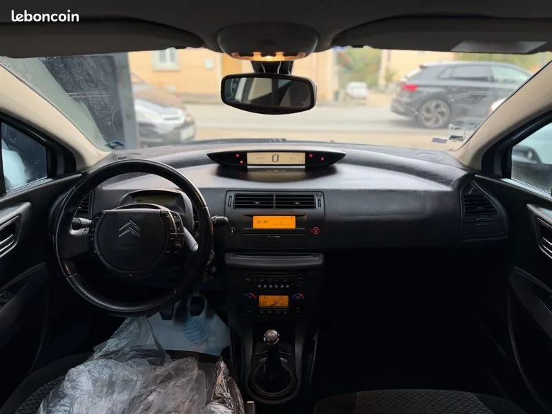 Citroen C4 2008 photo 4