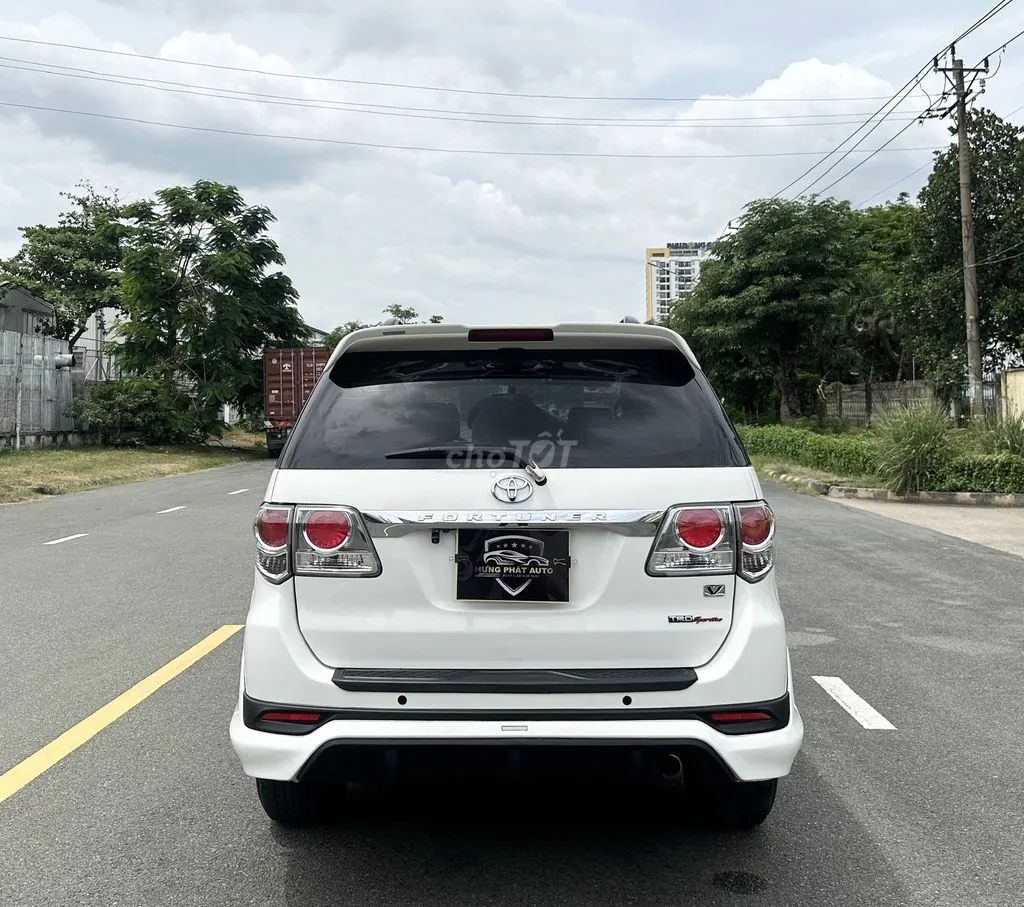 Toyota Fortuner 2014 photo 4