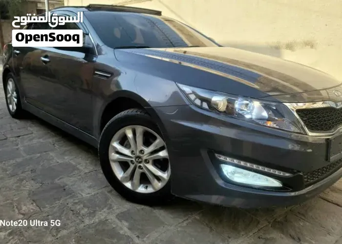 Kia K5 2012 photo 2