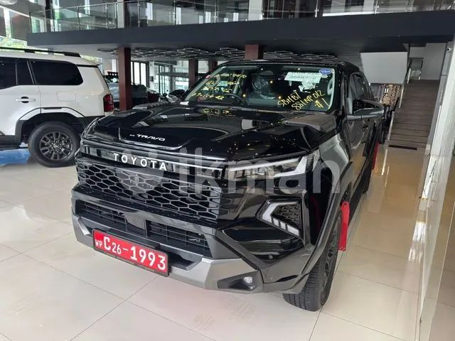 Toyota Hilux 2026 photo 2