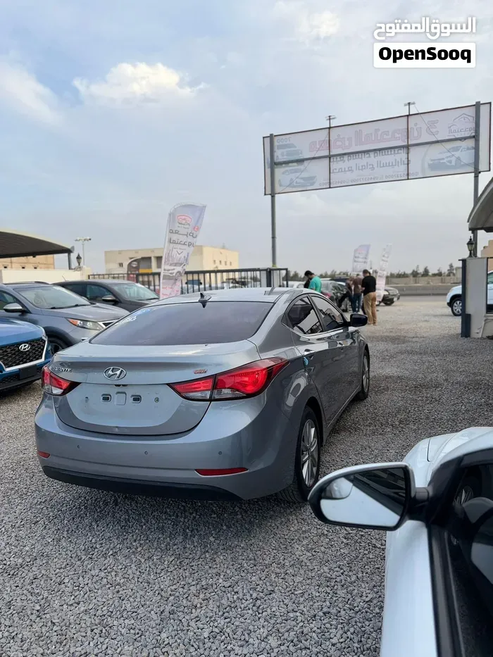 Hyundai Avante 2014 photo 4