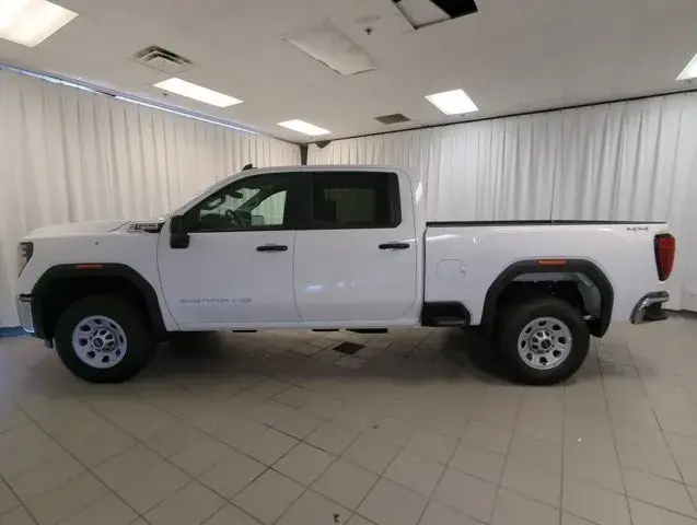 GMC Sierra 3500Hd 2026 photo 5