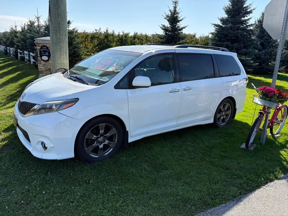 Toyota Sienna