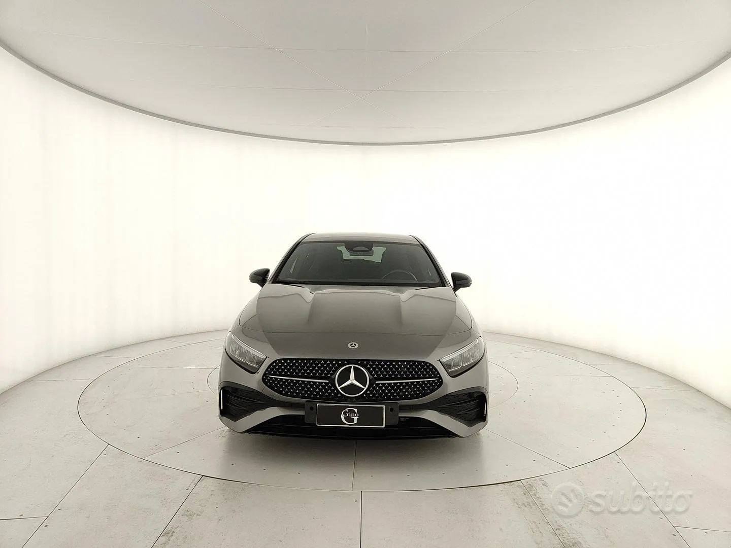 Mercedes-Benz A 180 2023 photo 2