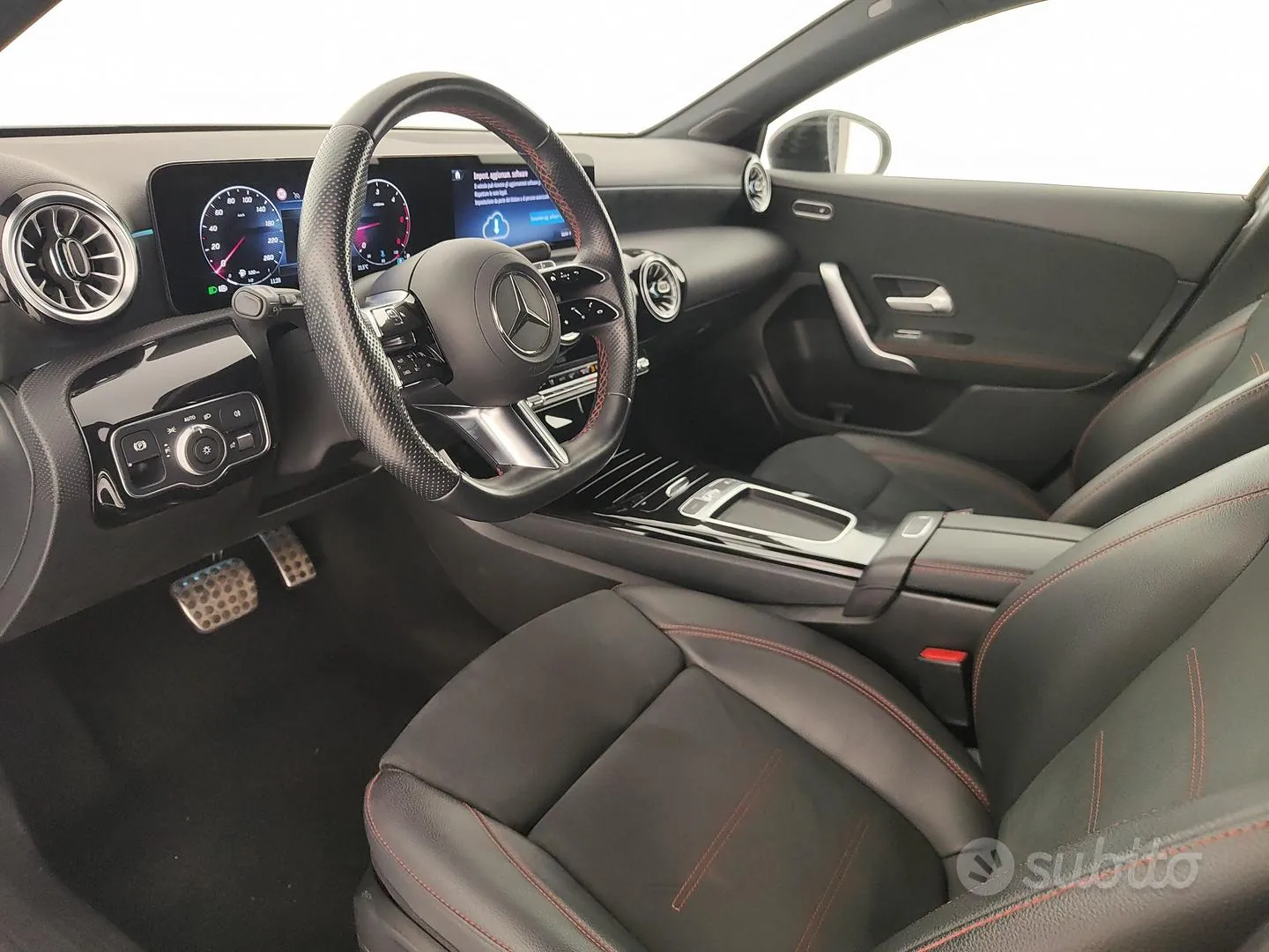 Mercedes-Benz A 180 2023 photo 5
